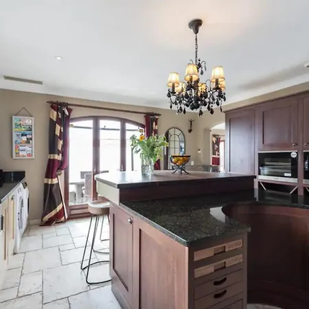 De Luxe à